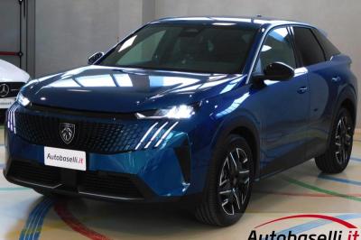 Immagine di copertina dell'inserzione PEUGEOT 3008 1.2 HYBRID ALLURE 145CV E-DCS6 KM0