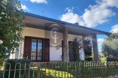 Immagine di copertina dell'inserzione Prevalle, villa singola con piscina da sistemare