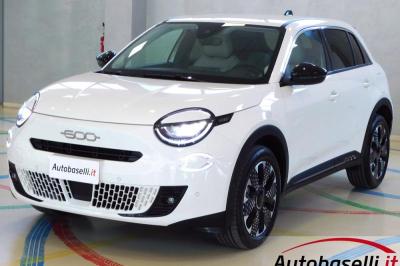 Immagine di copertina dell'inserzione FIAT 600 1.2 HYBRID LA PRIMA 145CV AUTO